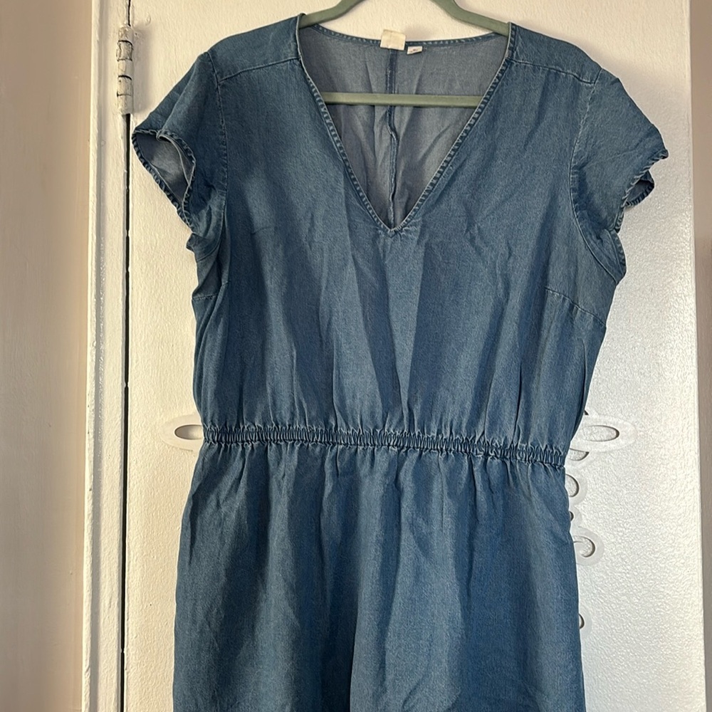 Chambray flutter sleeve dress